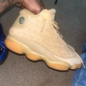 I am selling Jordan 13 retro - Wheats